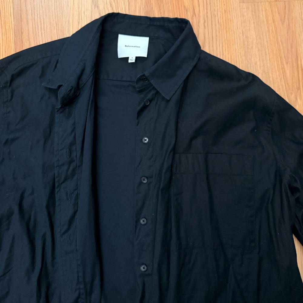 Reformation Eli Oversized Black Button-Down Shirt - Picture 3 of 6